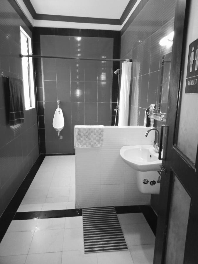 Monkey Bunky-3Monkeys Backpacker'S Hostel Kathmandu Exterior photo